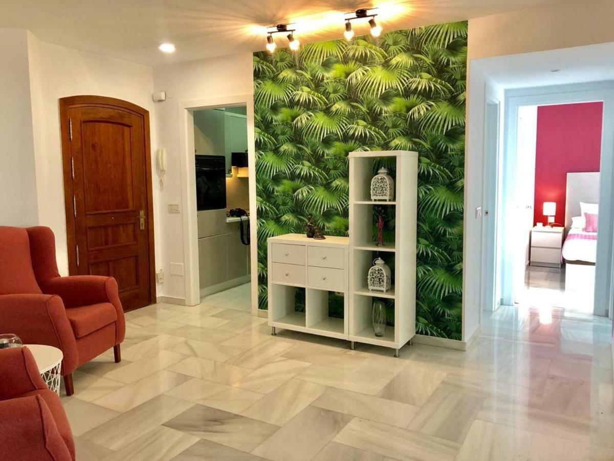 VIVE BENALMÁDENA Apartamento LUXE PUERTO MARINA, Primera Línea de Playa Exterior foto